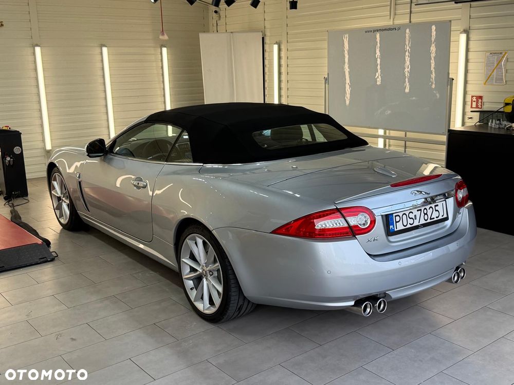 Jaguar XK XKR - 4