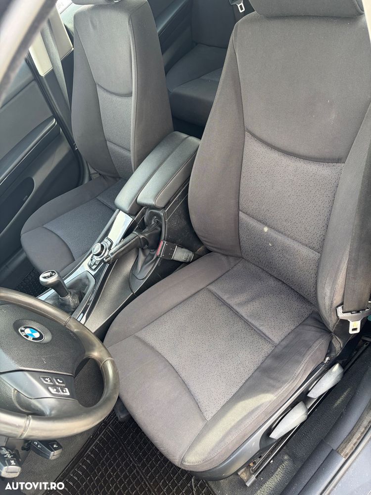 BMW Seria 3 320d - 13