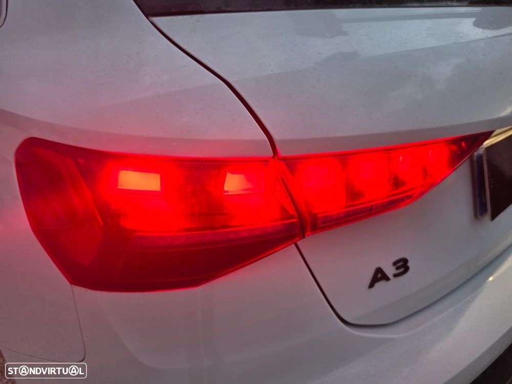 Audi A3 Sportback 40 TFSIe S tronic S line - 46
