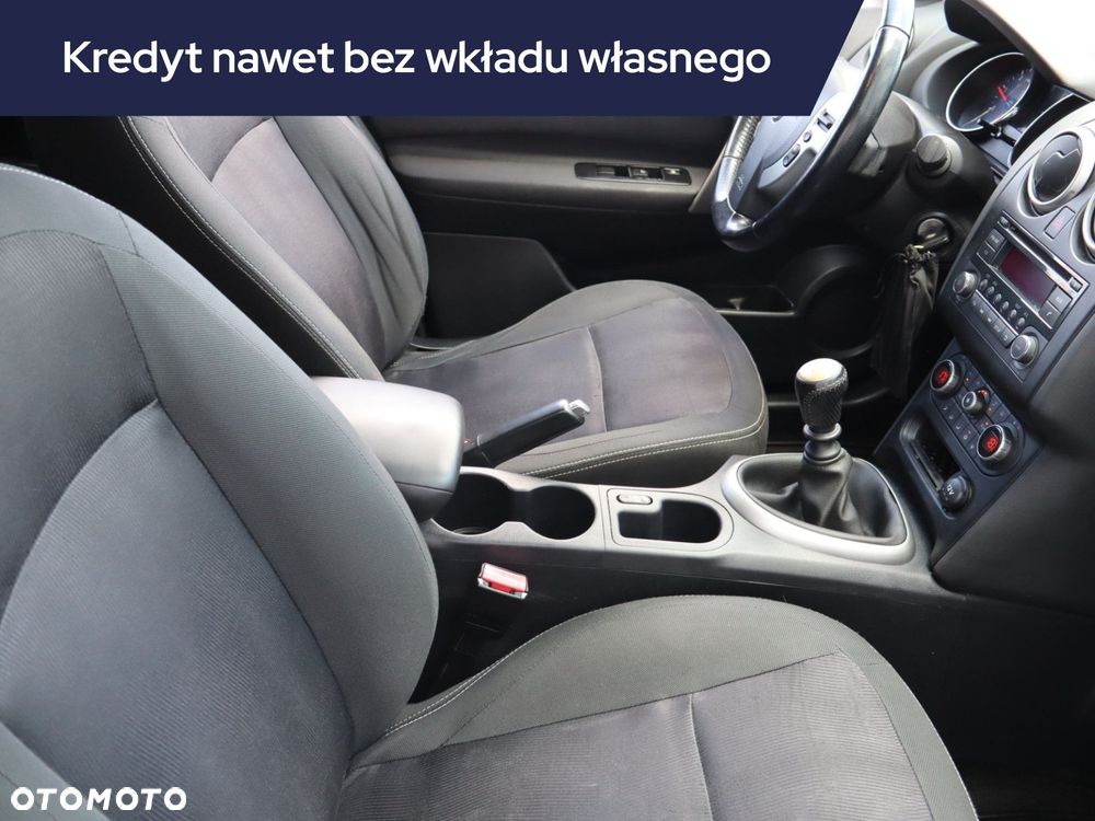 Nissan Qashqai+2 - 11