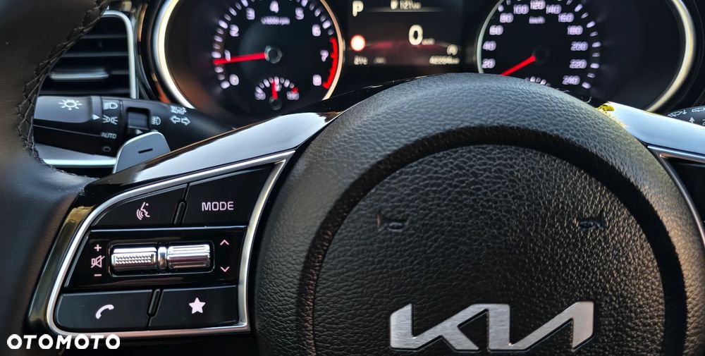 Kia Ceed 1.5 T-GDI Tribute DCT - 24