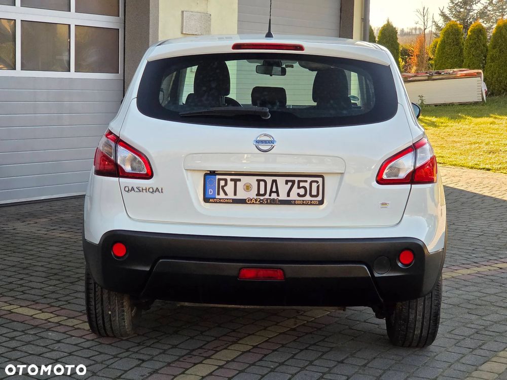 Nissan Qashqai 1.6 I-Way - 14
