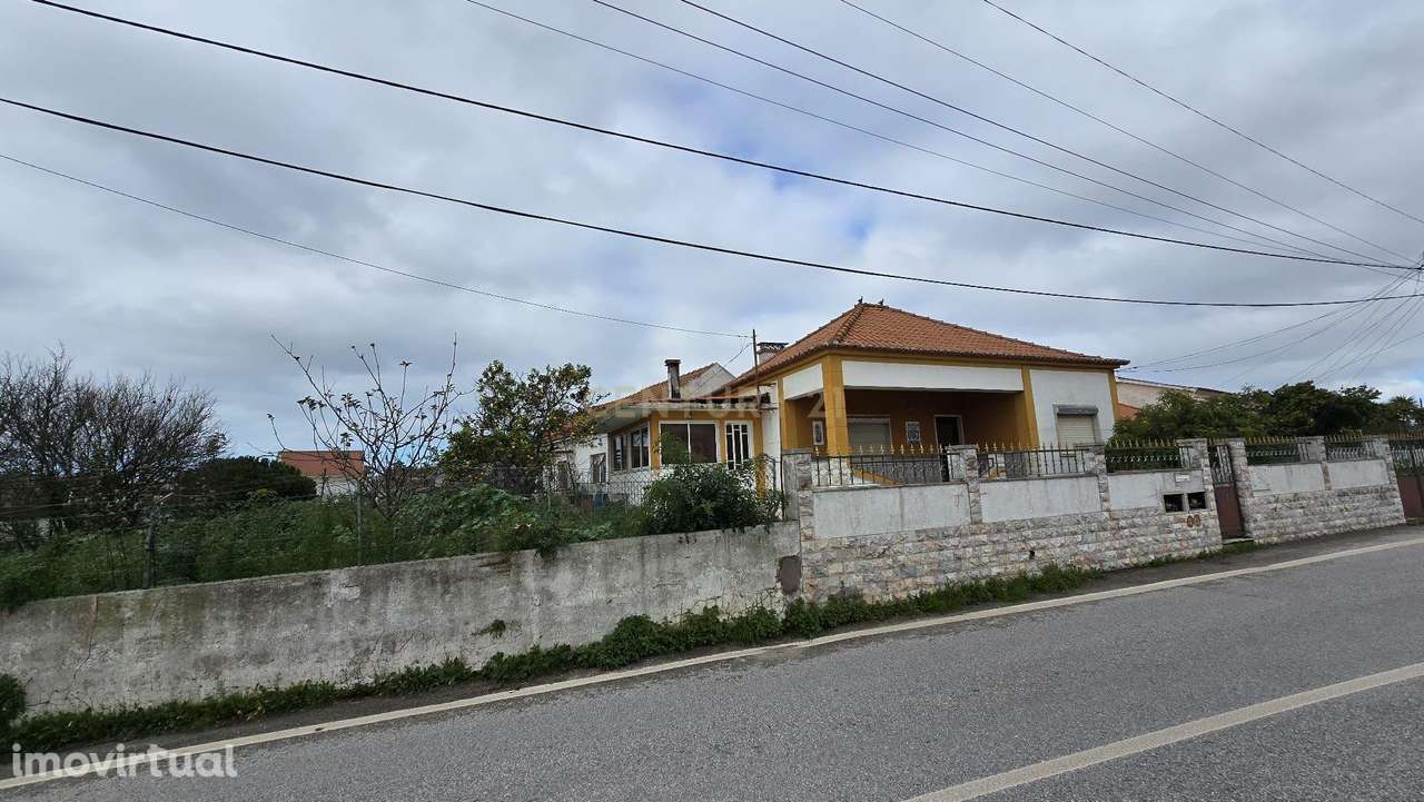 Terreno Urbano de 3.900 m², com moradia térrea sem licença – Charneca - Grande imagem: 5/22