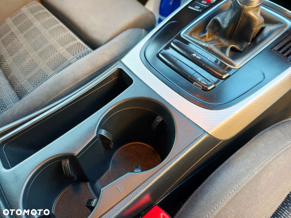 Audi A4 Avant 2.0 TDI ultra DPF Attraction - 28