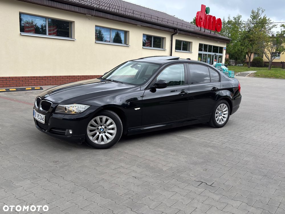 BMW Seria 3 320i - 3