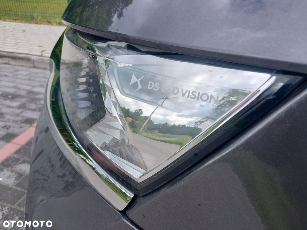 DS Automobiles DS 7 Crossback - 11