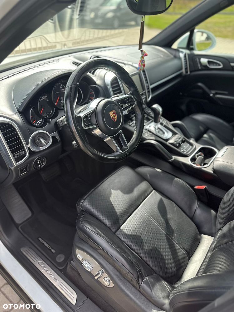 Porsche Cayenne Diesel Platinum Edition - 9