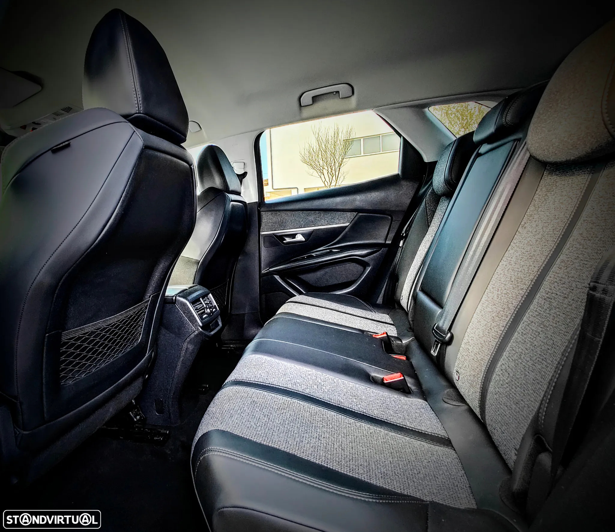 Peugeot 3008 PureTech 130 Stop & Start GPF Allure Pack - 14