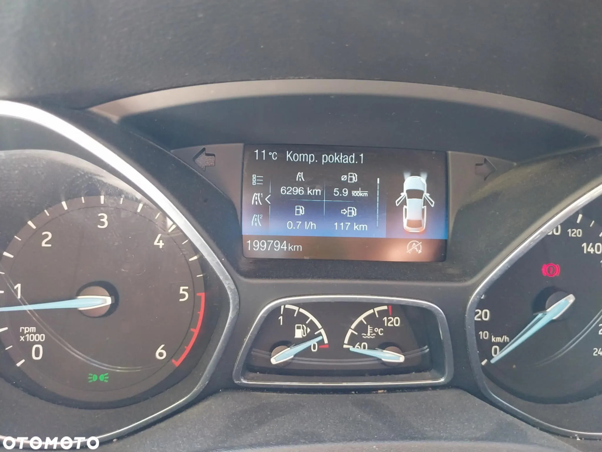 Ford Focus 1.5 TDCi SYNC Edition - 8