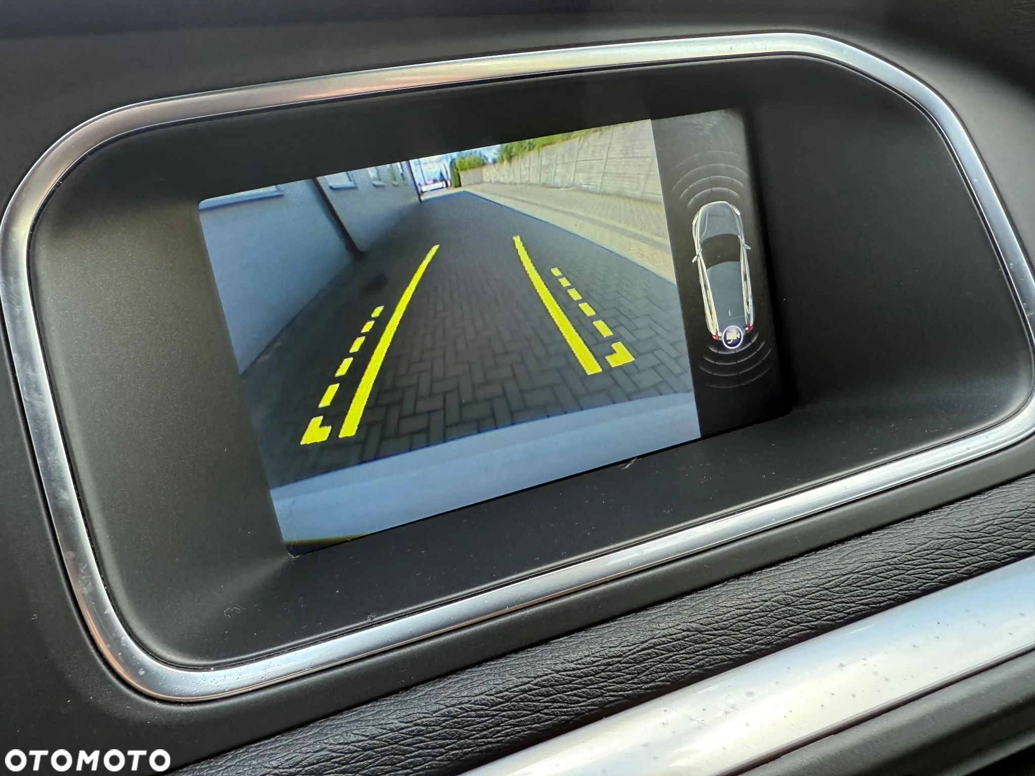 Volvo V40 D2 Drive-E R-Design Kinetic - 38