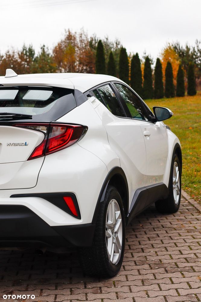 Toyota C-HR - 32