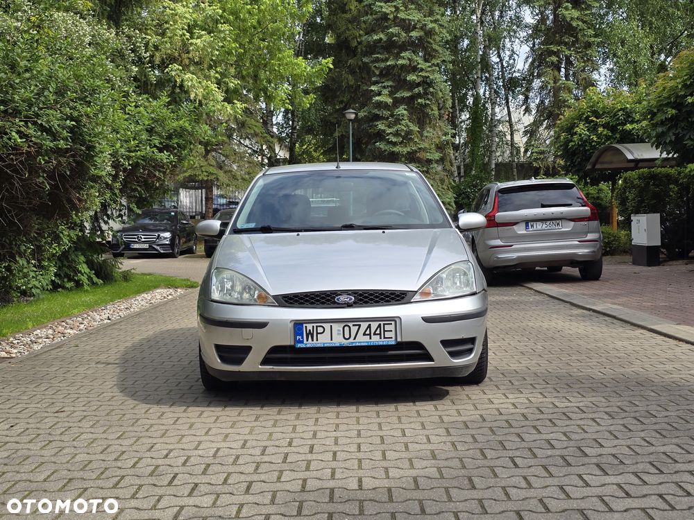 Ford Focus 1.6 Comfort - 5