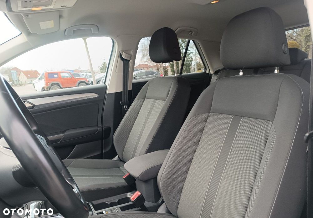 Volkswagen T-Roc - 21