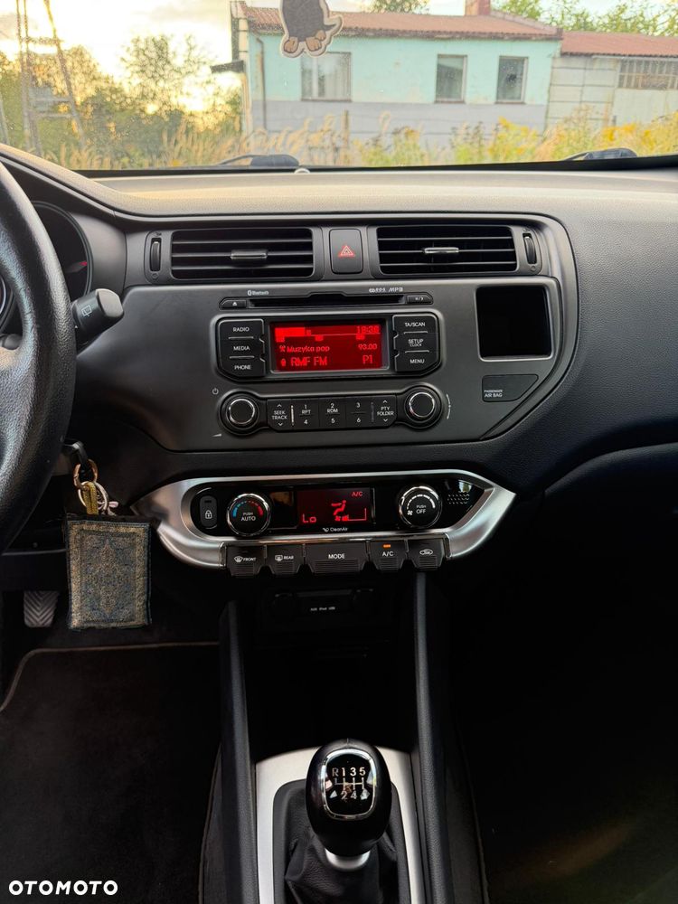 Kia Rio 1.4 Spirit - 15