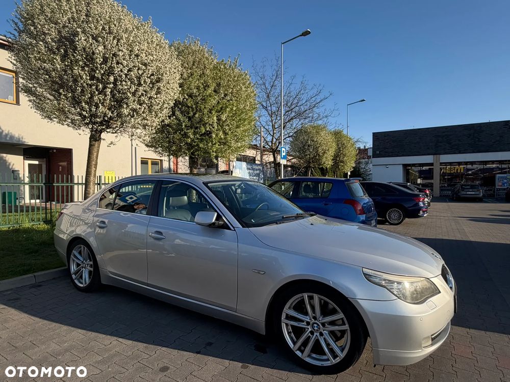 BMW Seria 5 520d - 3