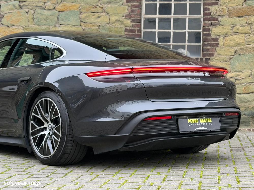Porsche Taycan Standard - 4