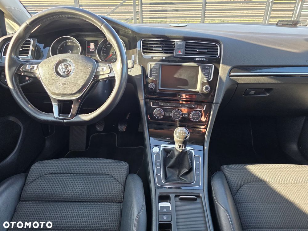 Volkswagen Golf 1.4 TSI BMT Highline - 11