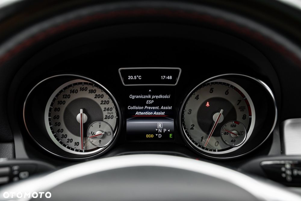 Mercedes-Benz GLA 250 4-Matic - 39