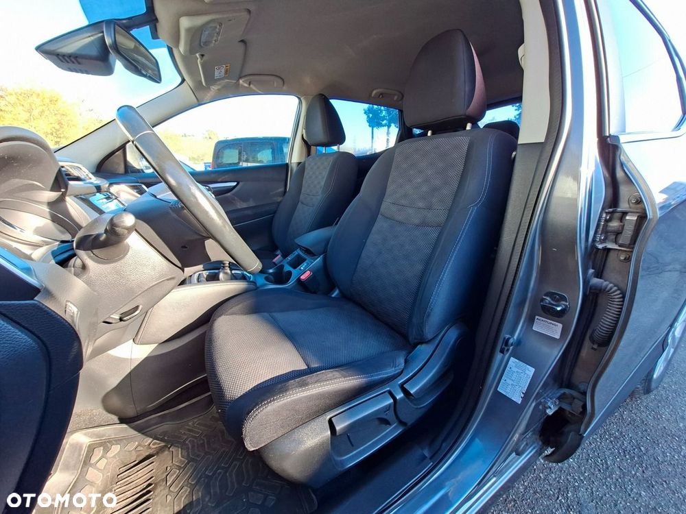 Nissan Qashqai - 14