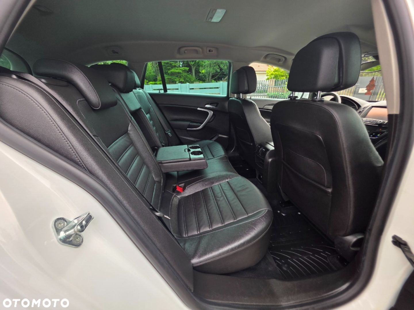 Opel Insignia - 23