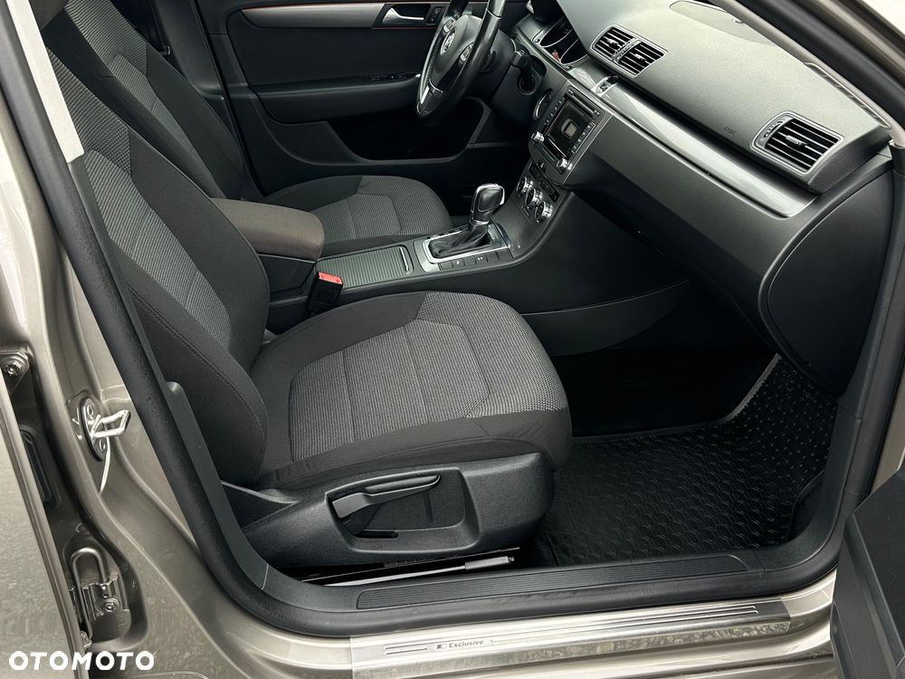 Volkswagen Passat Variant 2.0 TDI DSG BlueMotion Technology Business Edition - 30