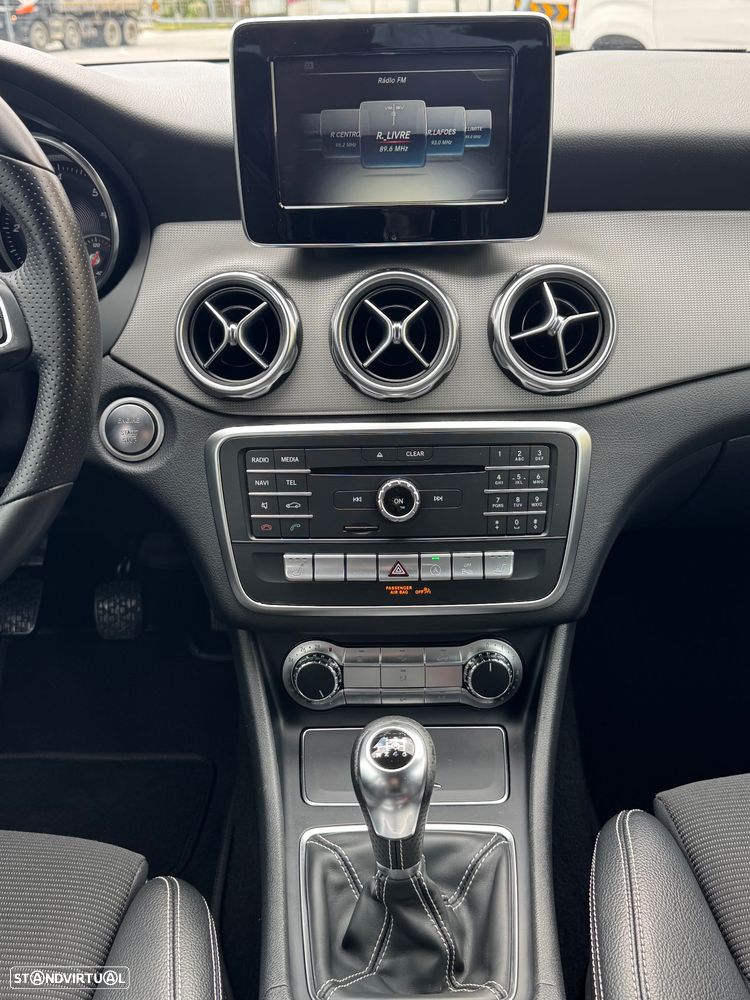 Mercedes-Benz GLA 180 (CDI) d Urban - 15