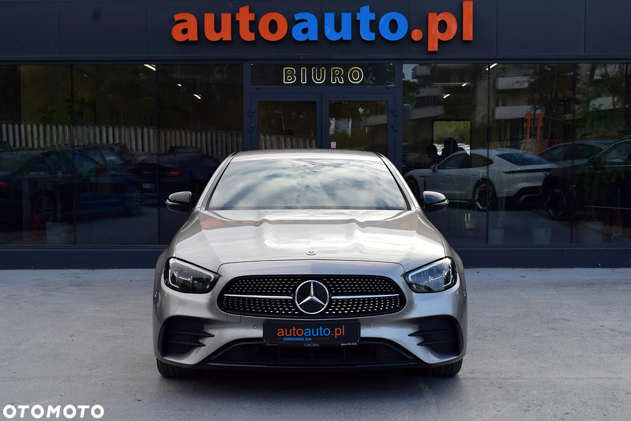 Mercedes-Benz Klasa E 220 d AMG - 2