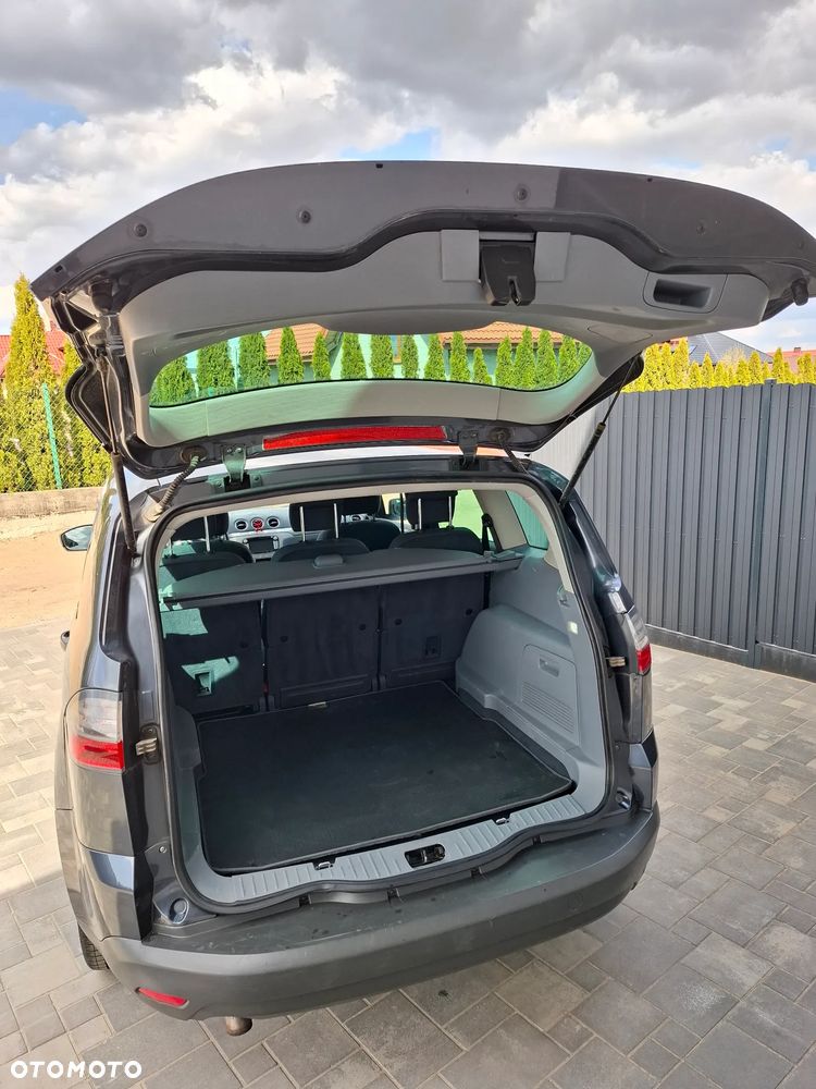 Ford S-Max 2.0 TDCi Ambiente - 11