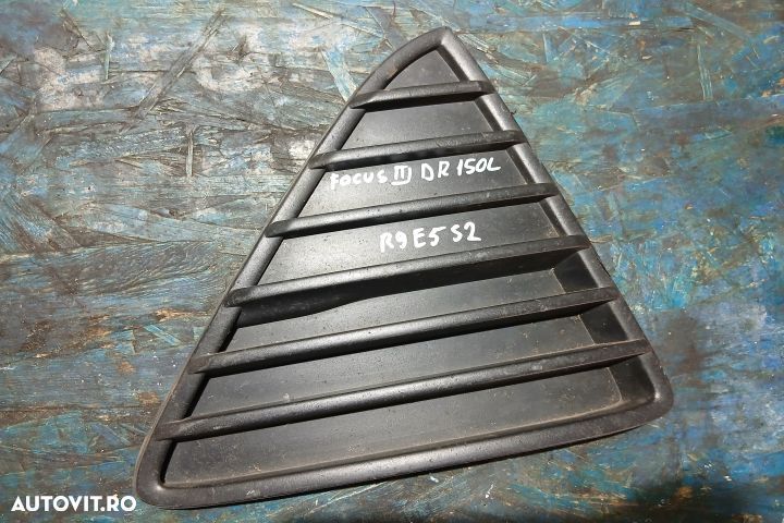 Grila bara fata dreapta BM51-17K946-A BM51-17K946-A Ford Focus 3 [201 - 1