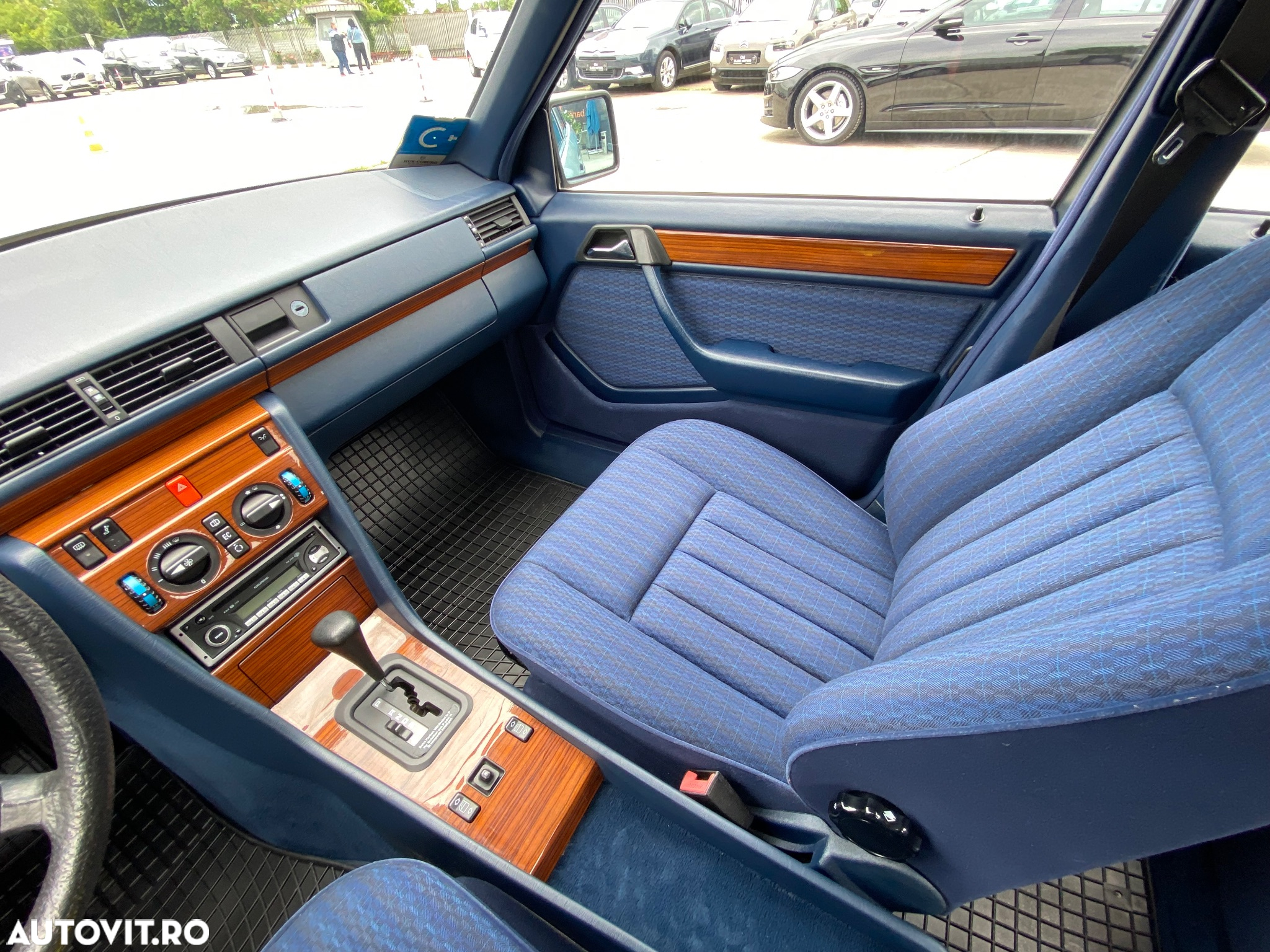 Mercedes-Benz W124 - 17