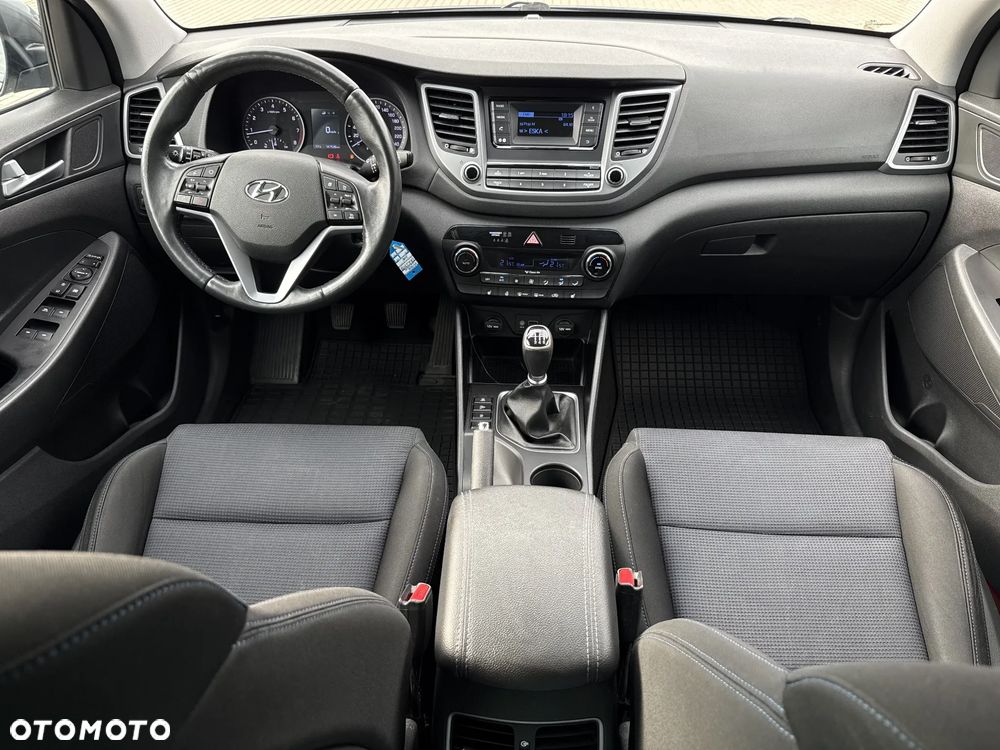 Hyundai Tucson 1.6 GDI BlueDrive Comfort 2WD - 28