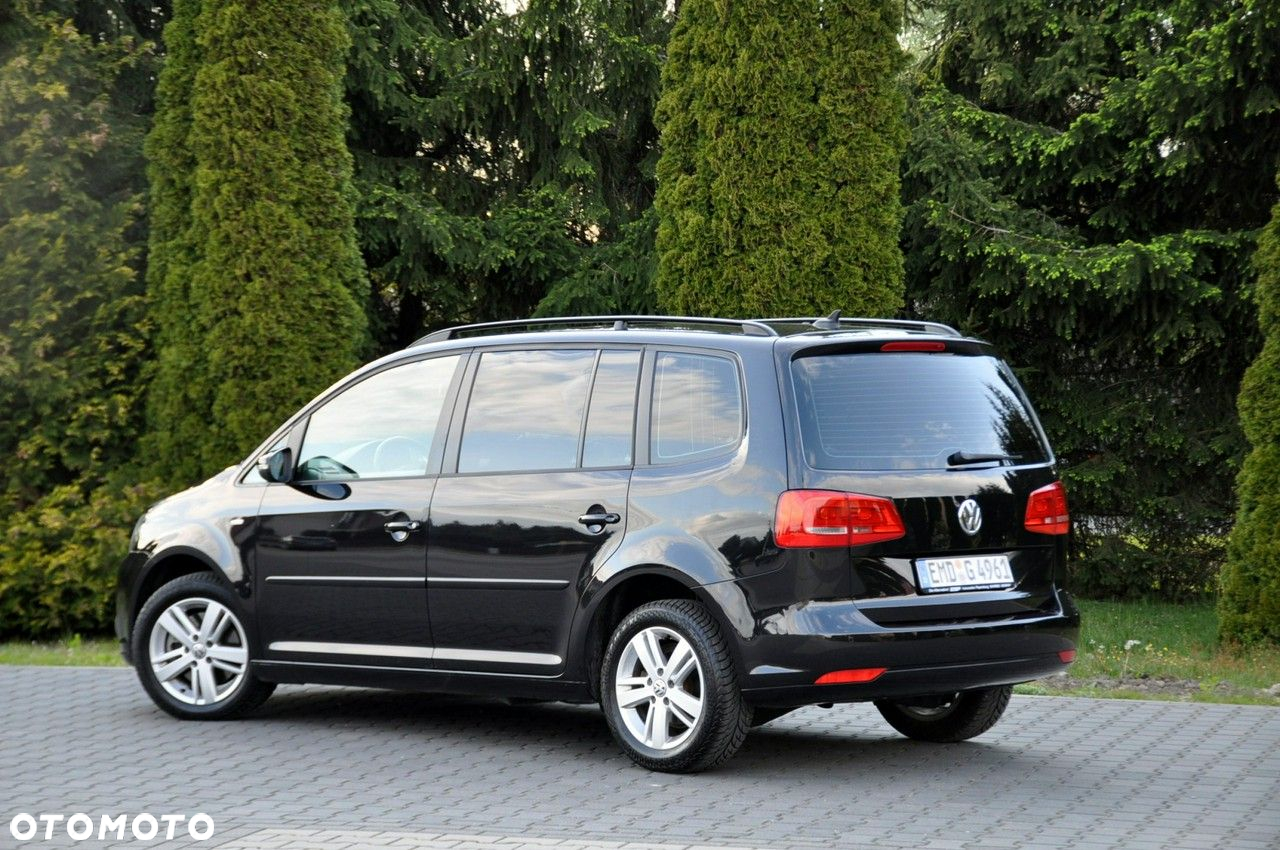 Volkswagen Touran - 13
