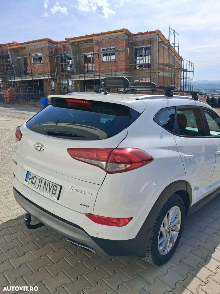 Hyundai Tucson 2.0 CRDI 4WD 6MT Style - 4