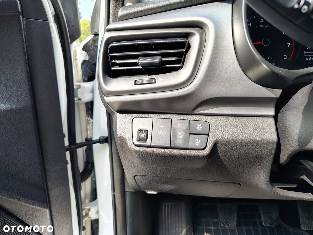 Kia Stonic 1.0 T-GDI M - 8