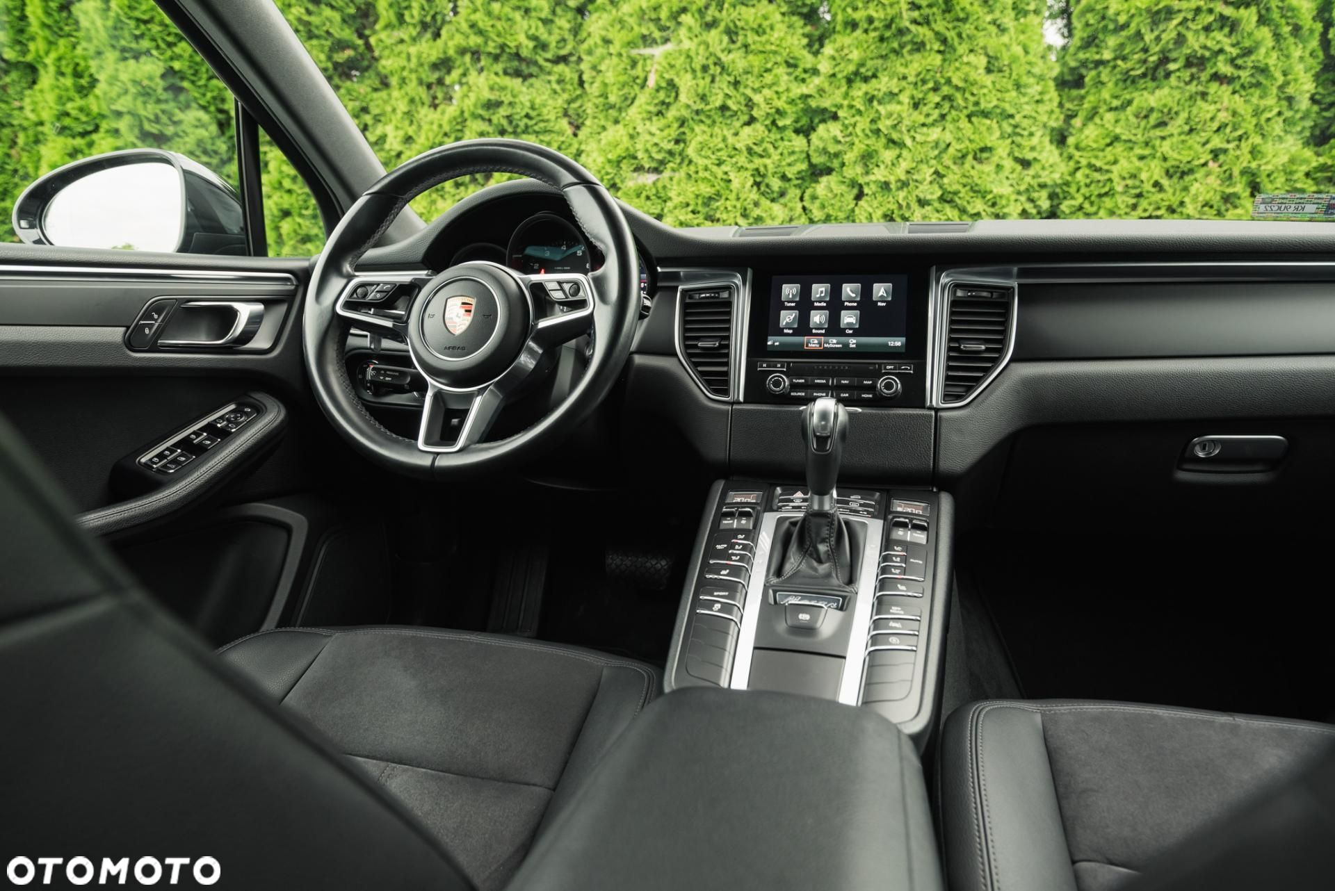 Porsche Macan - 17