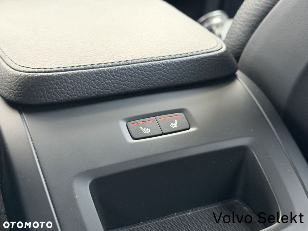 Volvo XC 90 - 17