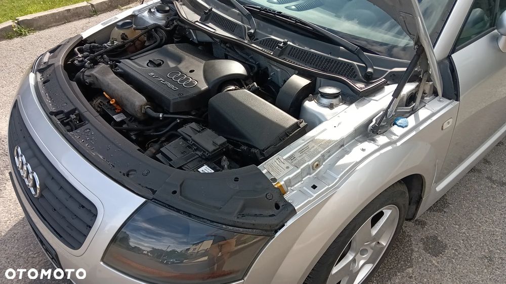 Audi TT Coupé 1.8T - 29