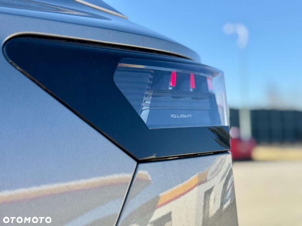 Volkswagen T-Roc 1.5 TSI Life DSG - 9