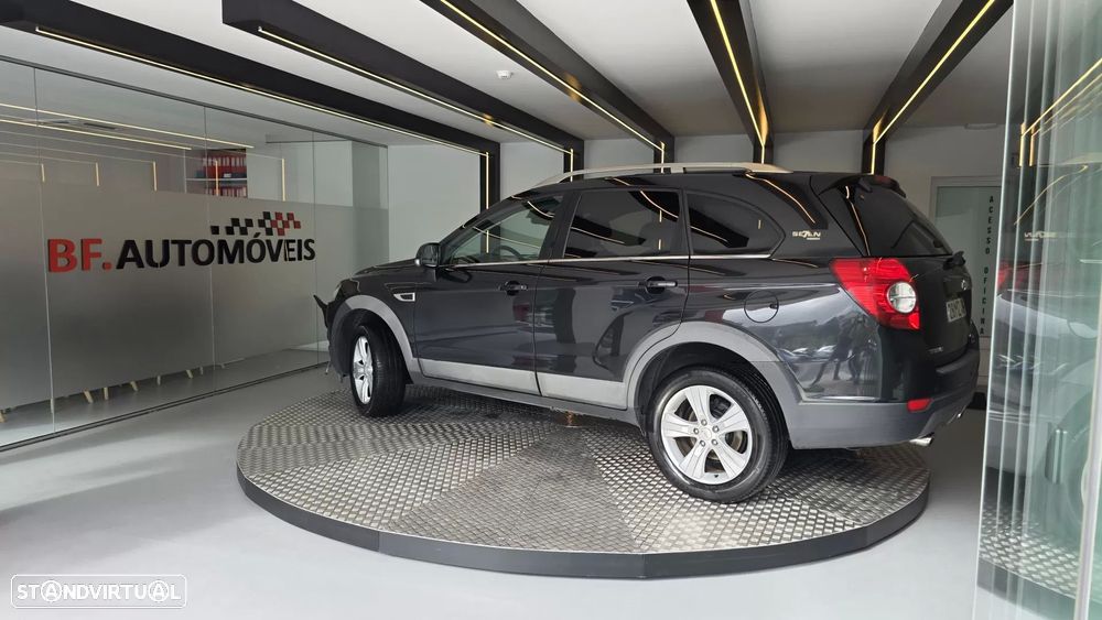 Chevrolet Captiva 2.2 VCDi Seven Xtreme 7L - 3