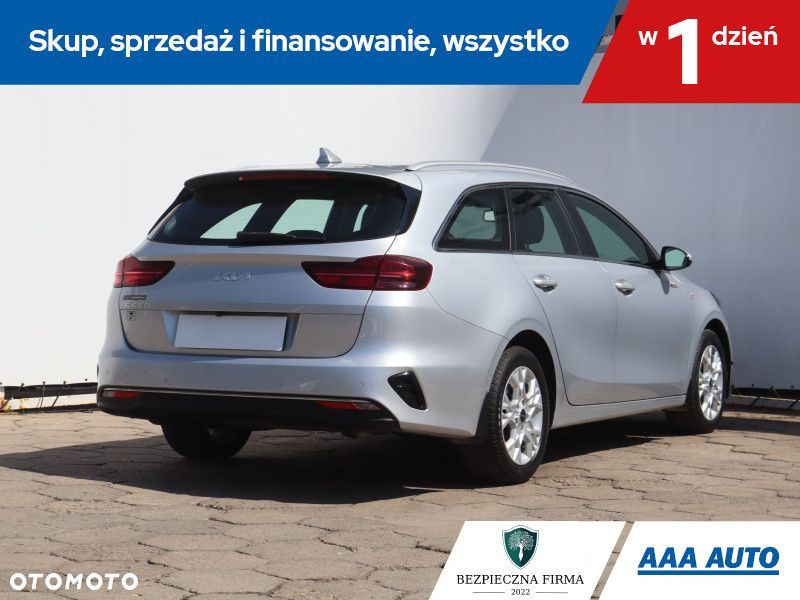Kia Ceed - 7