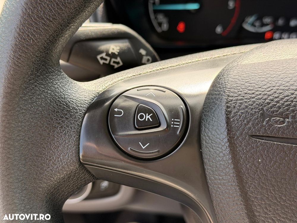 Ford Transit Connect 1.5 EcoBlue 100CP 8AT DCIV SWB(L1) Trend - 27