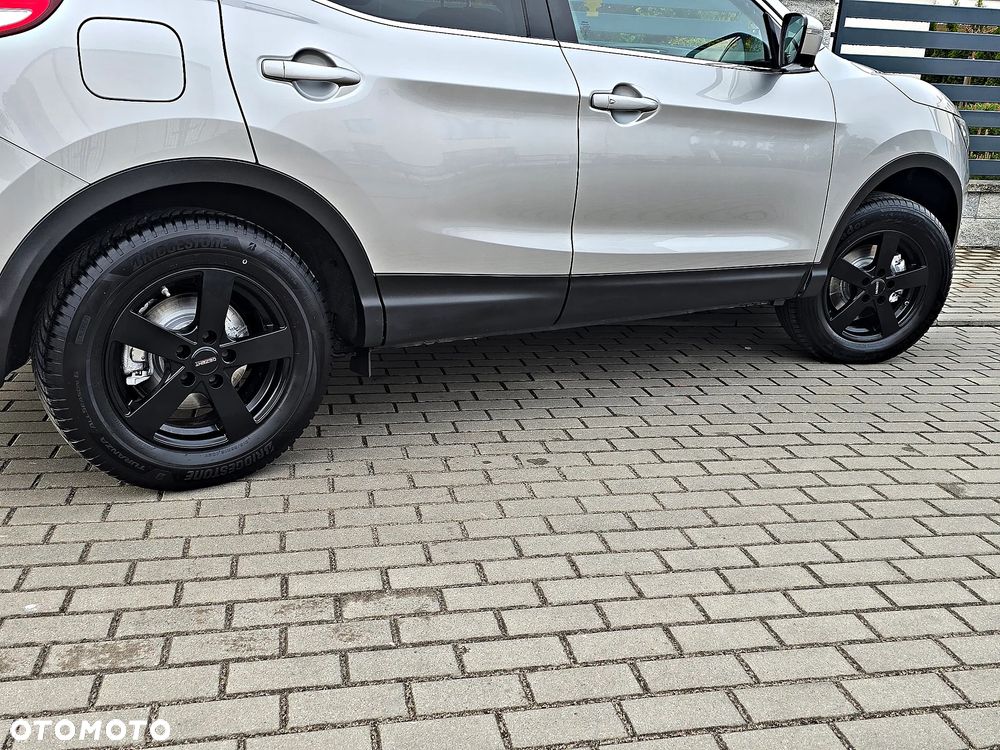 Nissan Qashqai 1.5 dCi 360 - 23