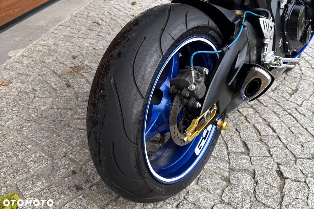 Suzuki GSX-R - 12