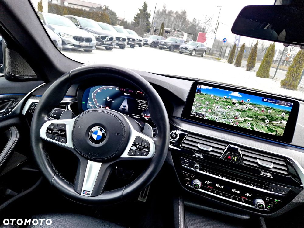 BMW Seria 5 530e M Sport sport - 26