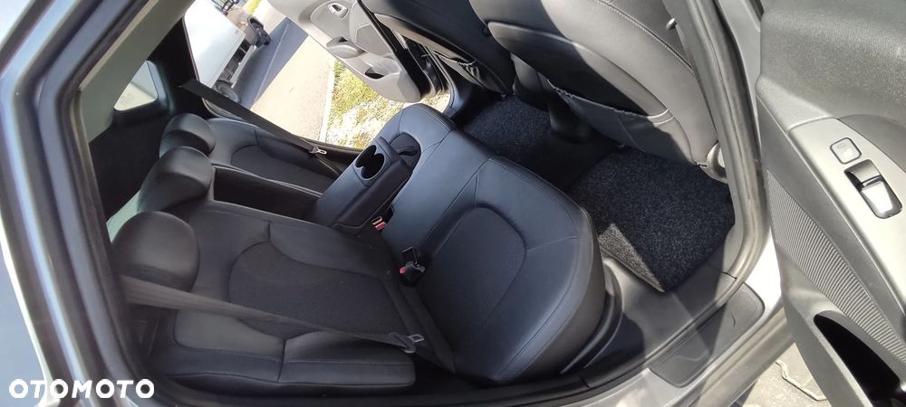 Hyundai ix35 1.6 GDI Style 2WD - 29