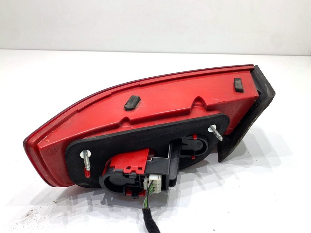 LAMPA LEWY TYŁ  ALFA ROMEO 159 (939_) 2005 - 2012 1.8 MPI (939AXL1A) 103 kW [140 KM] benzyna 2005 - - 3