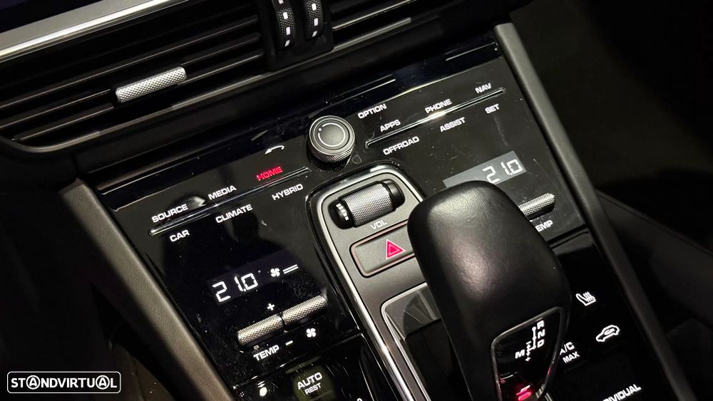 Porsche Cayenne E-Hybrid - 36