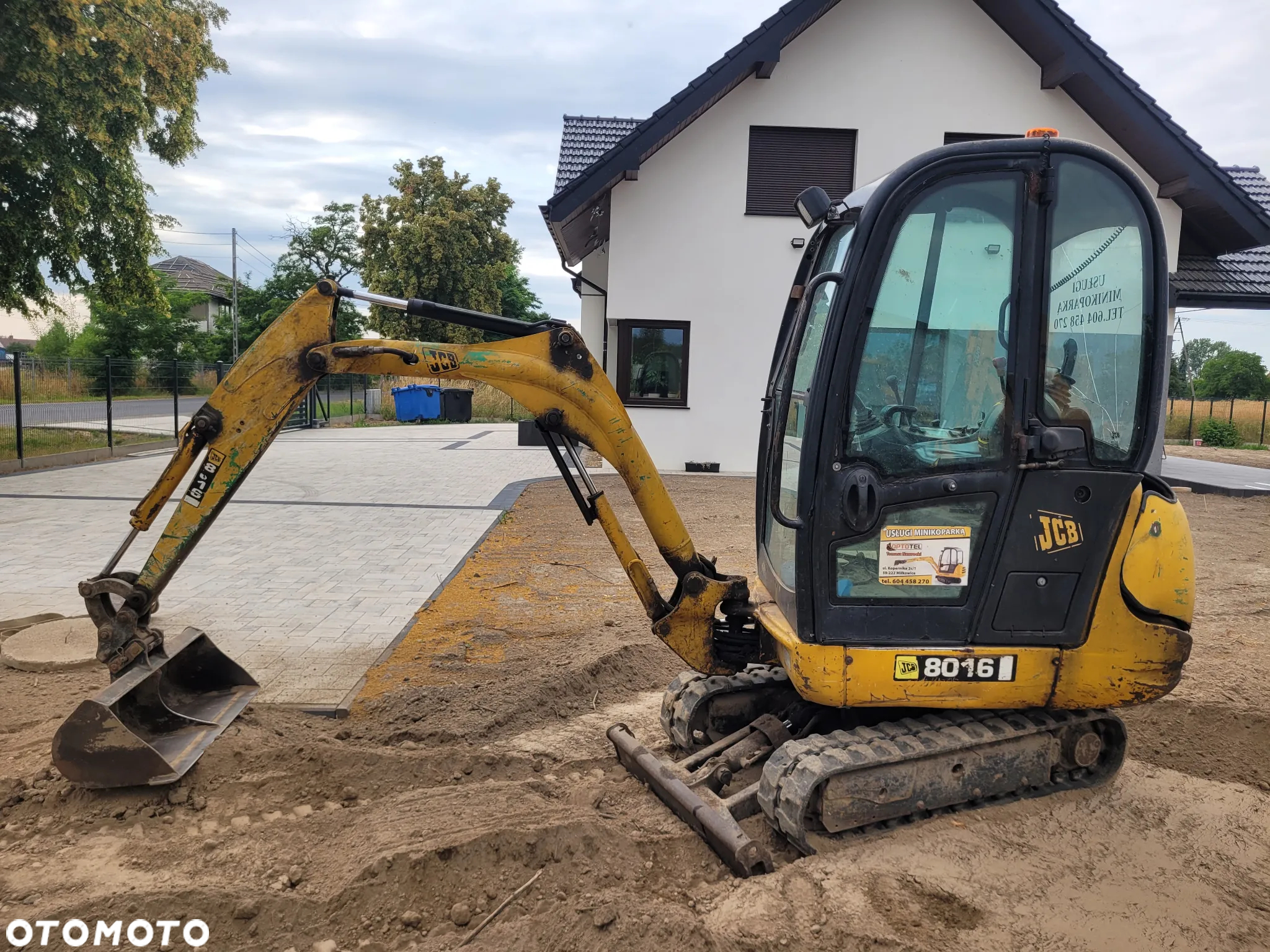 JCB 8016 - 3