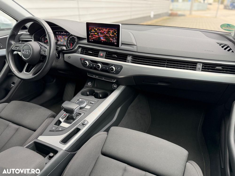 Audi A4 2.0 TDI ultra S tronic sport - 15