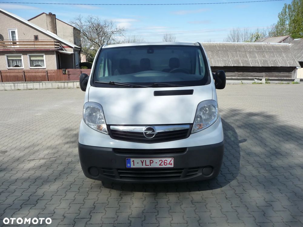 Opel Vivaro - 2